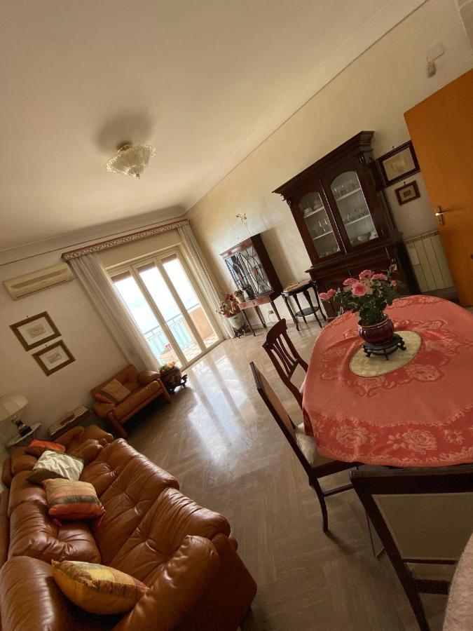 La Finestra Sullo Stretto Apartment Messina Luaran gambar